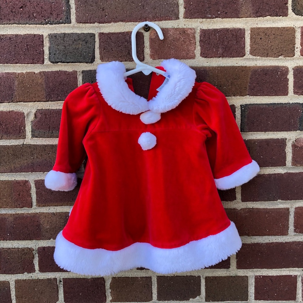 SOLD ⭐️ Le Top Mrs. Claus Dress